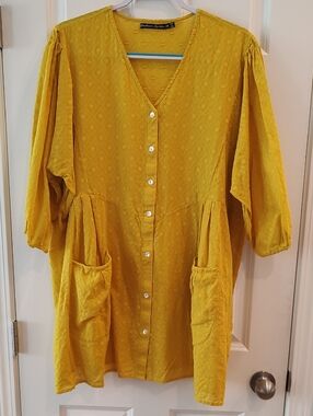 Gudrun Sjoden Yellow Textured V-Neck Tunic